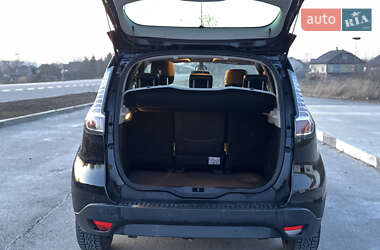 Мінівен Renault Scenic 2015 в 