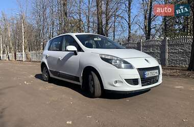 Renault Scenic 2011