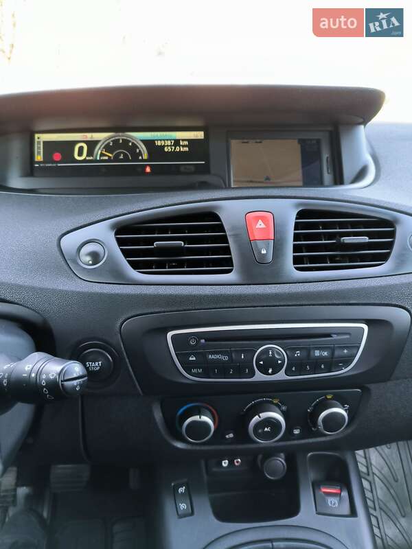 Минивэн Renault Scenic 2009 в Лозовой