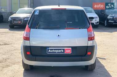 Минивэн Renault Scenic 2003 в 