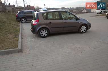 Минивэн Renault Scenic 2003 в 