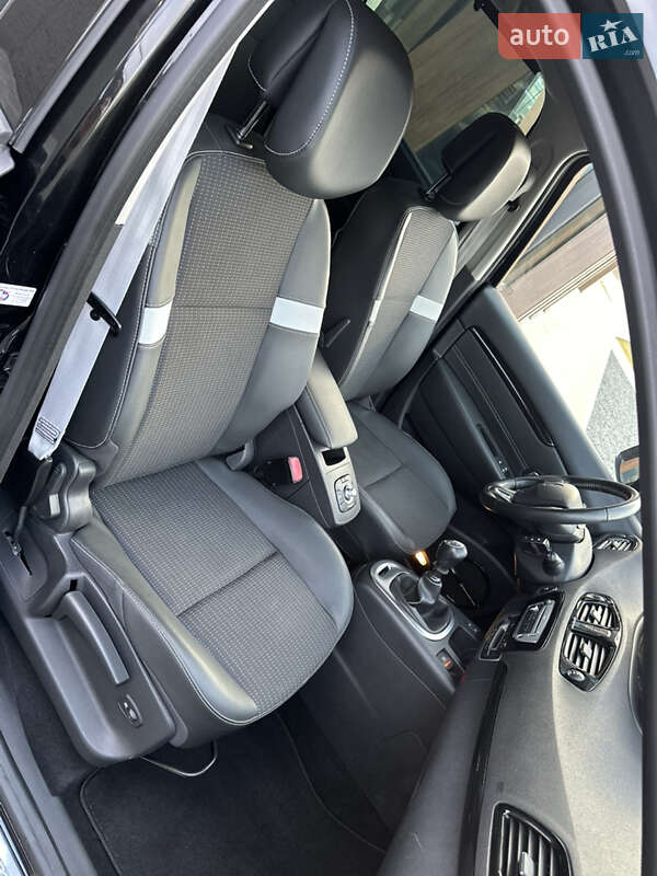 Минивэн Renault Scenic 2013 в Луцке