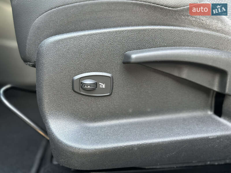 Минивэн Renault Scenic 2013 в Луцке
