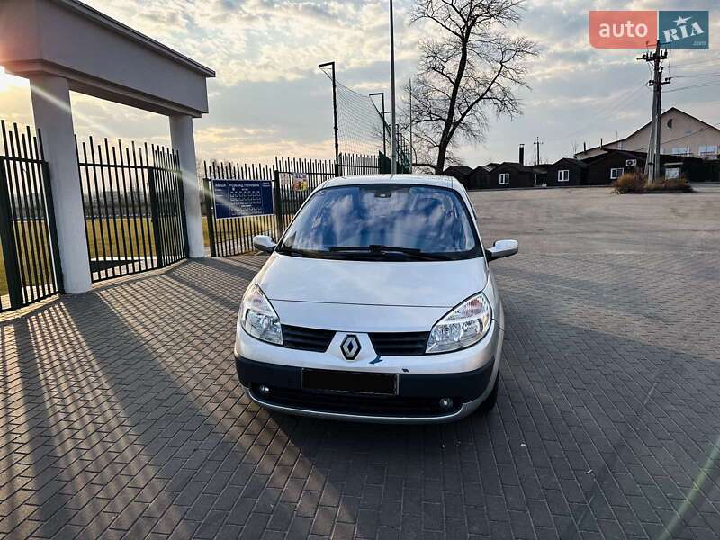Минивэн Renault Scenic 2006 в Киеве