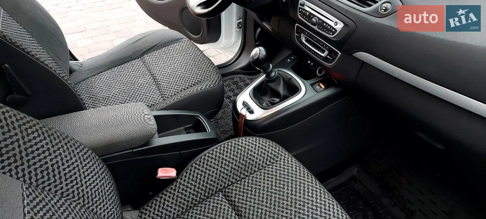2011 Renault Scenic - мініатюра 17