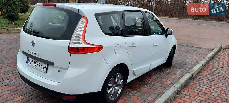 Минивэн Renault Scenic 2011 в Бердичеве