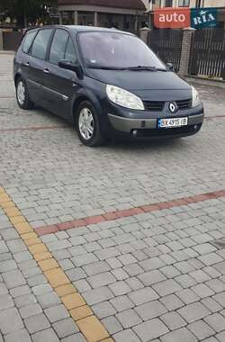 Минивэн Renault Scenic 2004 в 