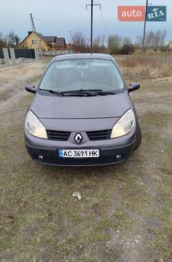 Минивэн Renault Scenic 2004 в 