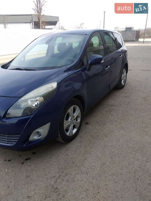 Renault Scenic 2010