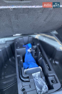 Минивэн Renault Scenic 2012 в 