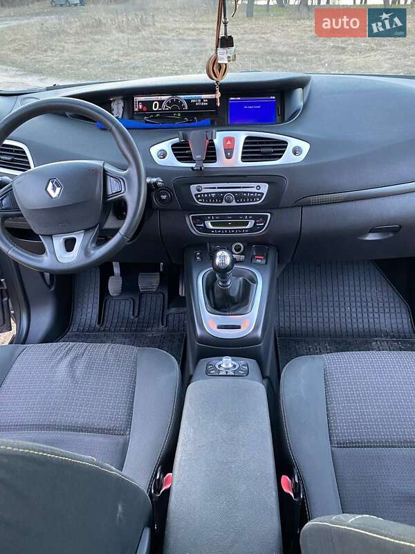 Минивэн Renault Scenic 2010 в Миргороде