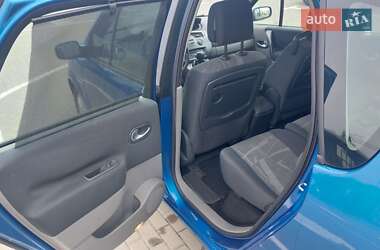 Минивэн Renault Scenic 2005 в 
