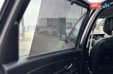Минивэн Renault Scenic 2012 в 