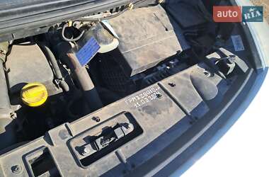 Мінівен Renault Scenic 2013 в 