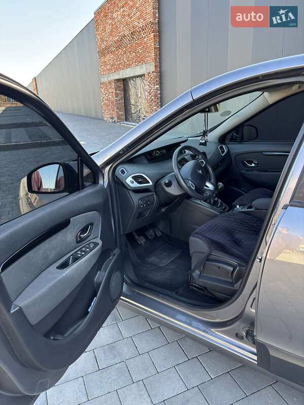 Мінівен Renault Scenic 2012 в Хмельницькому