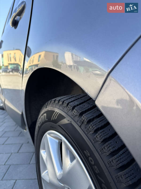 Мінівен Renault Scenic 2012 в Хмельницькому