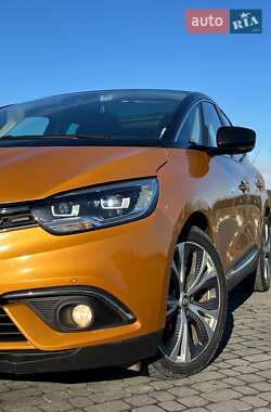 Минивэн Renault Scenic 2016 в 