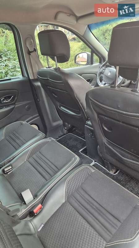 Мінівен Renault Scenic 2015 в Новомосковську