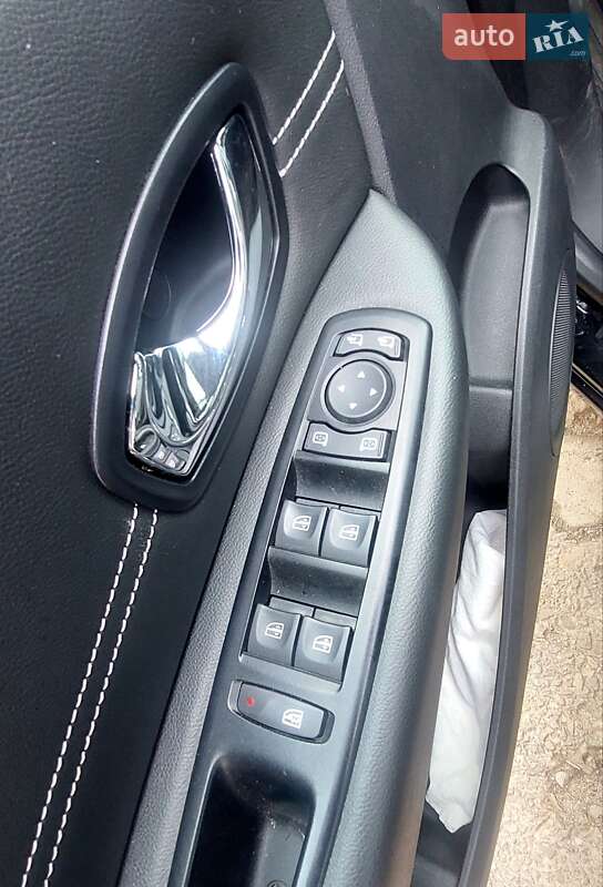 Мінівен Renault Scenic 2015 в Луцьку