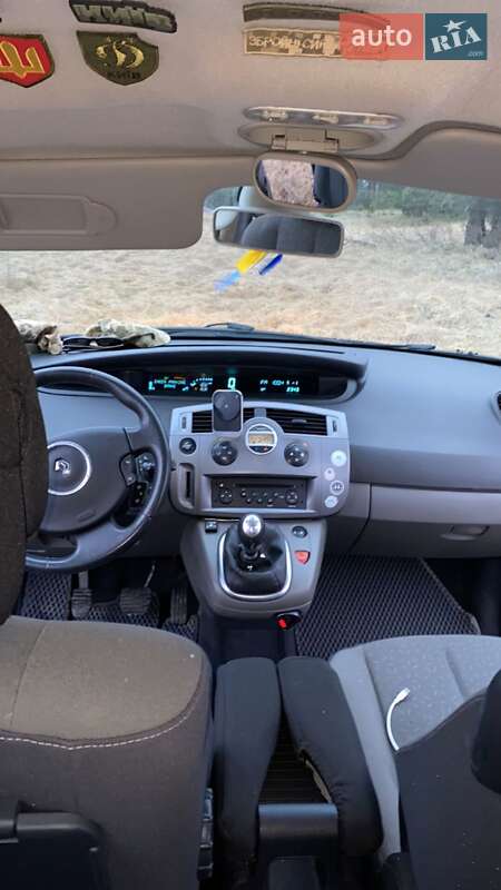 Минивэн Renault Scenic 2007 в Бродах