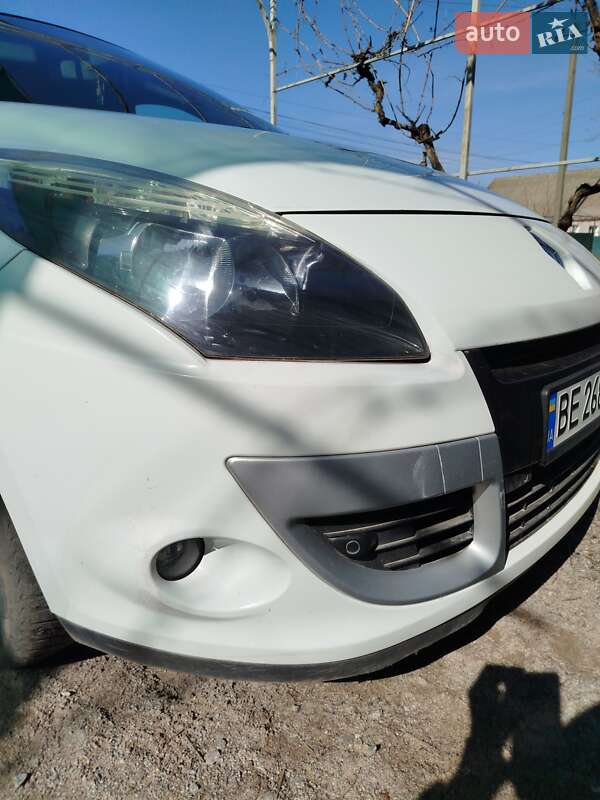 Мінівен Renault Scenic 2011 в Ізмаїлі