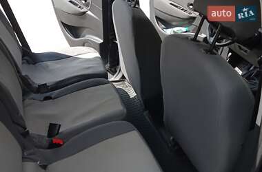 Минивэн Renault Scenic 2011 в 