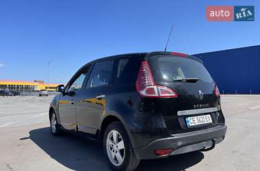 Минивэн Renault Scenic 2010 в 