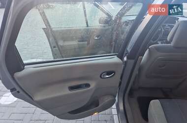 Минивэн Renault Scenic 2004 в 