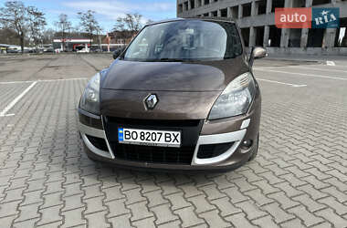 Renault Scenic 2011