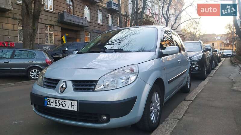 Мінівен Renault Scenic 2004 в Одесі