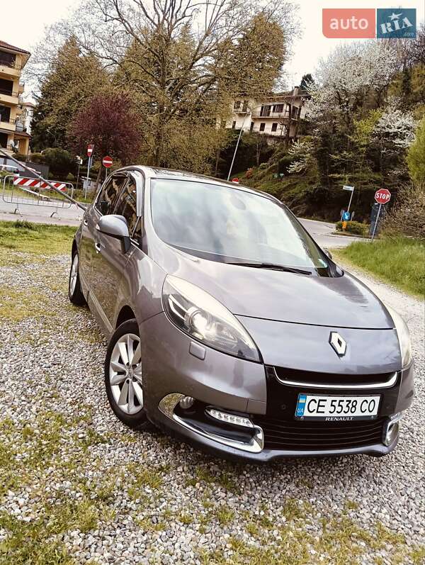 Мінівен Renault Scenic 2012 в Чернівцях