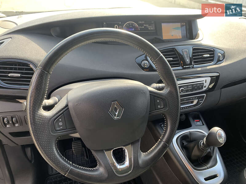 Мінівен Renault Scenic 2012 в Луцьку