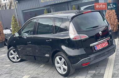 Минивэн Renault Scenic 2013 в 