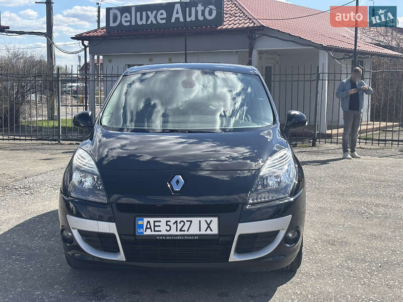 Минивэн Renault Scenic 2010 в Киеве