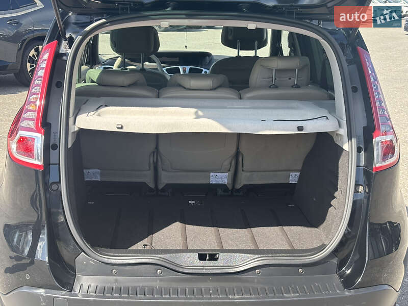 Минивэн Renault Scenic 2010 в Киеве