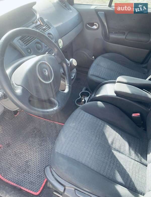 Минивэн Renault Scenic 2006 в Калиновке