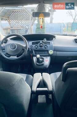 Минивэн Renault Scenic 2006 в Калиновке