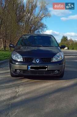 Минивэн Renault Scenic 2003 в 