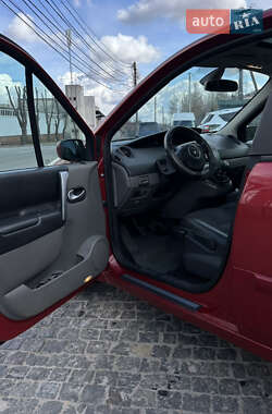 Минивэн Renault Scenic 2009 в 