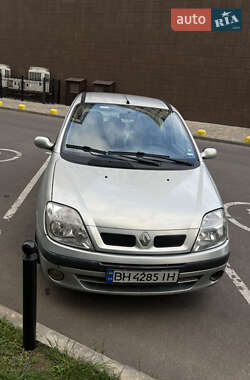 Минивэн Renault Scenic 2003 в 