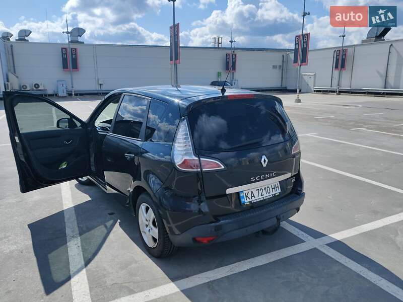 Минивэн Renault Scenic 2013 в Киеве