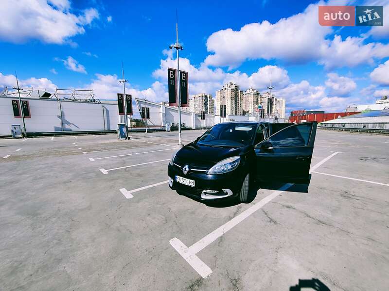 Минивэн Renault Scenic 2013 в Киеве