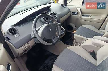 Минивэн Renault Scenic 2004 в 