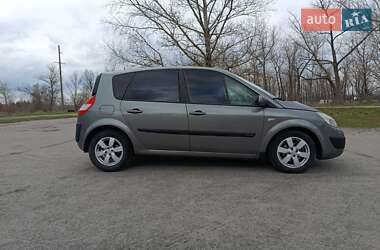 Минивэн Renault Scenic 2004 в 