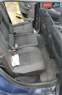 Минивэн Renault Scenic 2010 в 