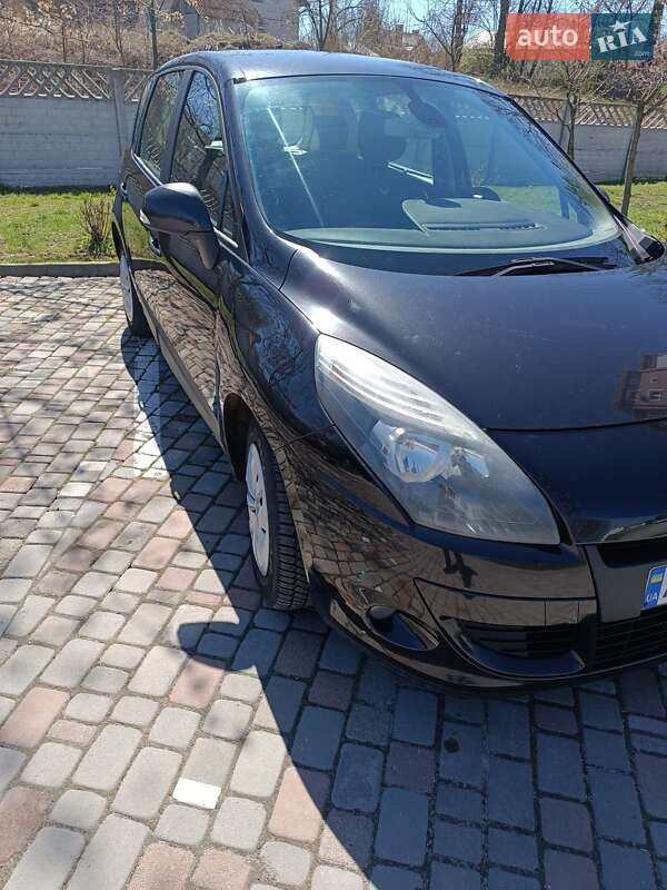 Минивэн Renault Scenic 2009 в Ивано-Франковске фото 4 Минивэн Renault Scenic 2009 в Ивано-Франковске