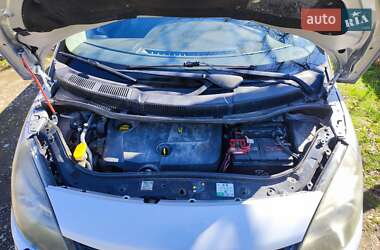 Минивэн Renault Scenic 2009 в 