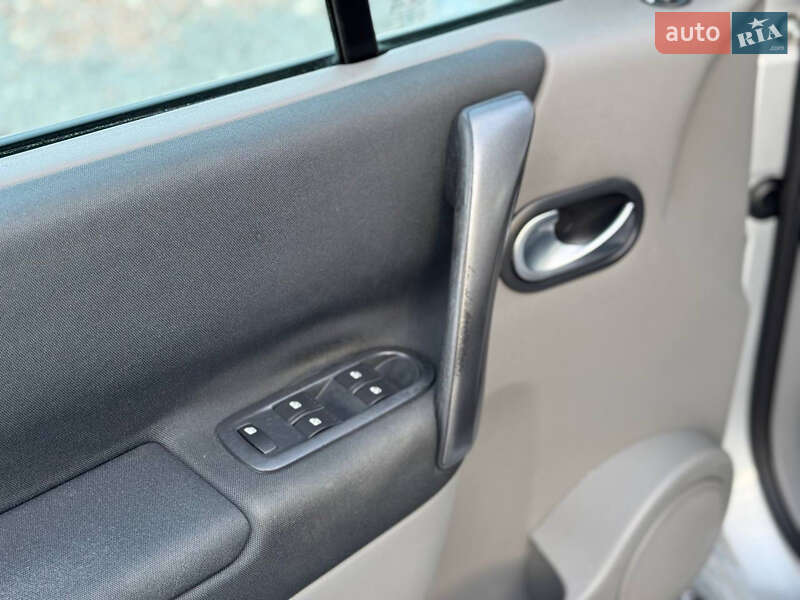 Минивэн Renault Scenic 2006 в Дрогобыче фото 18 Минивэн Renault Scenic 2006 в Дрогобыче