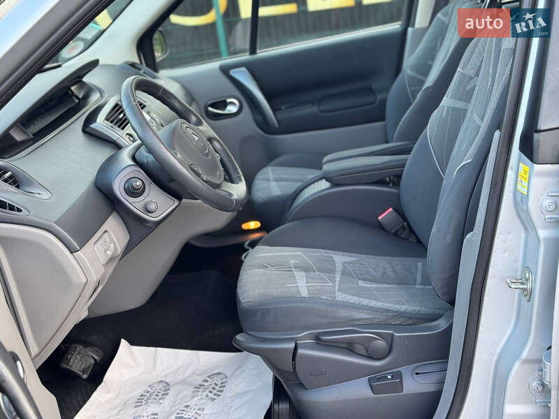 Минивэн Renault Scenic 2006 в Дрогобыче фото 17 Минивэн Renault Scenic 2006 в Дрогобыче