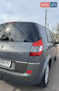 Минивэн Renault Scenic 2006 в 